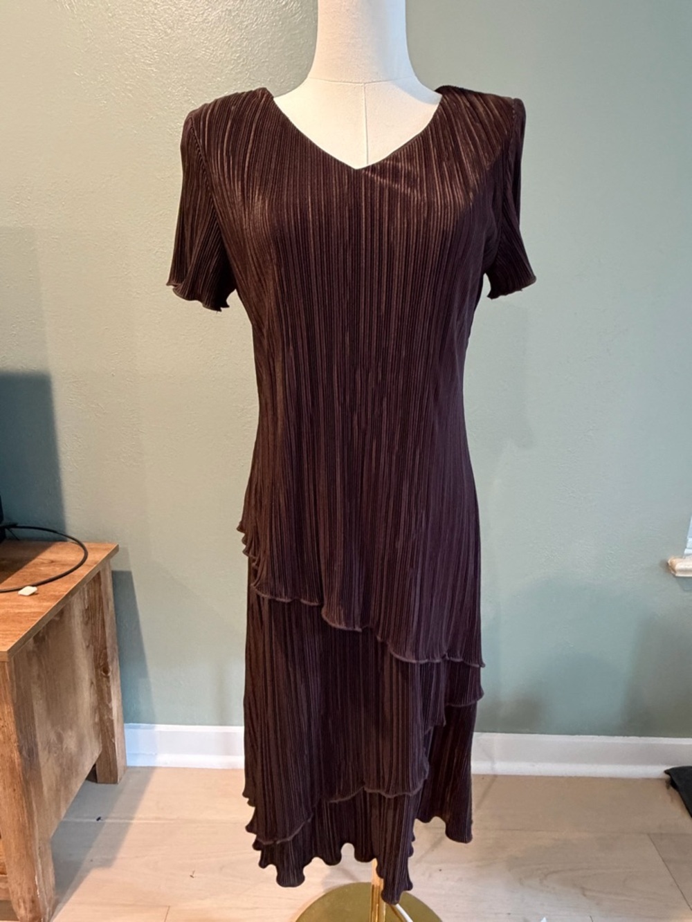 dressbarn Chocolate Brown Pleated Tiered V-Neck Midi Dress